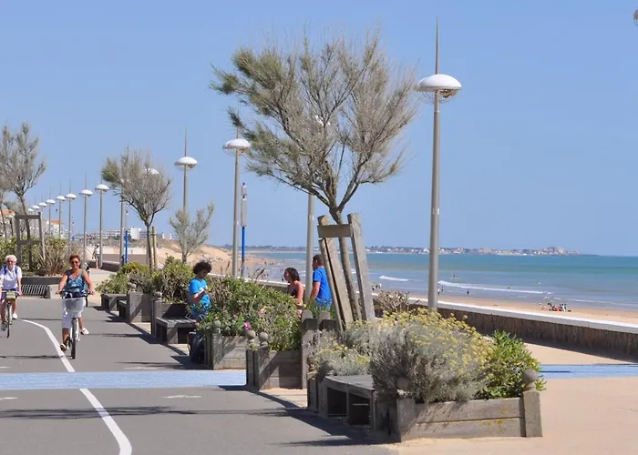 Alcove A Jean De Monts Avec Balcon Et Garage, Proche - Fr-1-323-417 דירה סן ז'אן דה מון