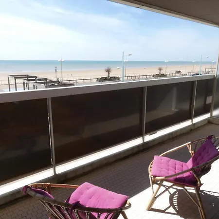 Avec Alcove, Face Mer, 50m De La Avec Balcon Et Garage Prive A - Fr-1-323-417